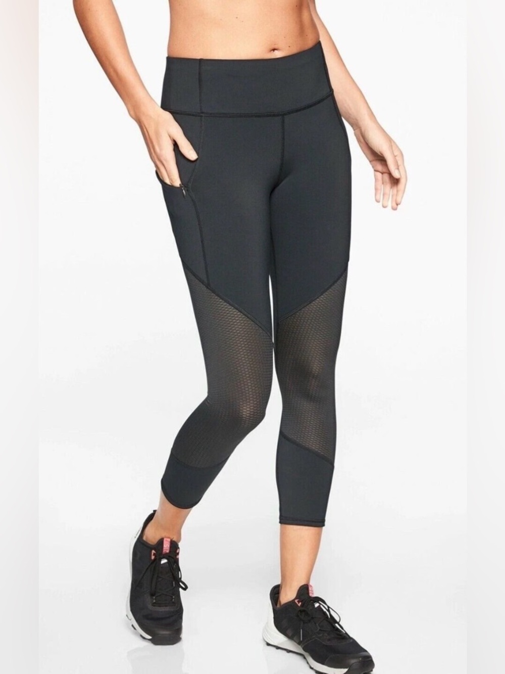 Athleta mesh contender capri leggings, small